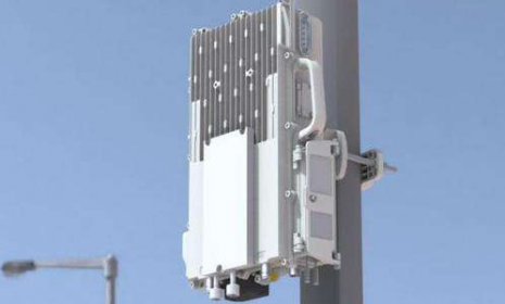 5G 基站是由什么组成？