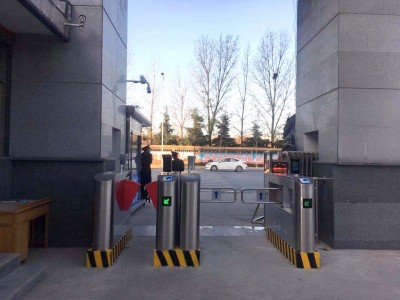 智能闸机.防撞摆闸.户外圆弧斜角摆闸图2