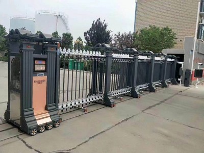 电动伸缩门-免费安装图3