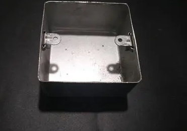 kbg管多远配一个底盒？什么情况下用底盒