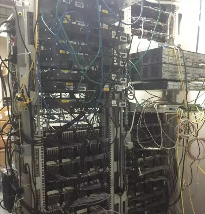 布线的最高境界，敢于直面这样的机房才是真的牛？